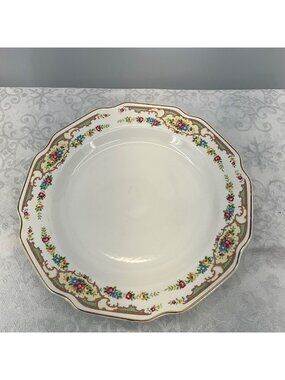 Mount Clemens Mildred 10" Scalloped Edge Dinner Plate